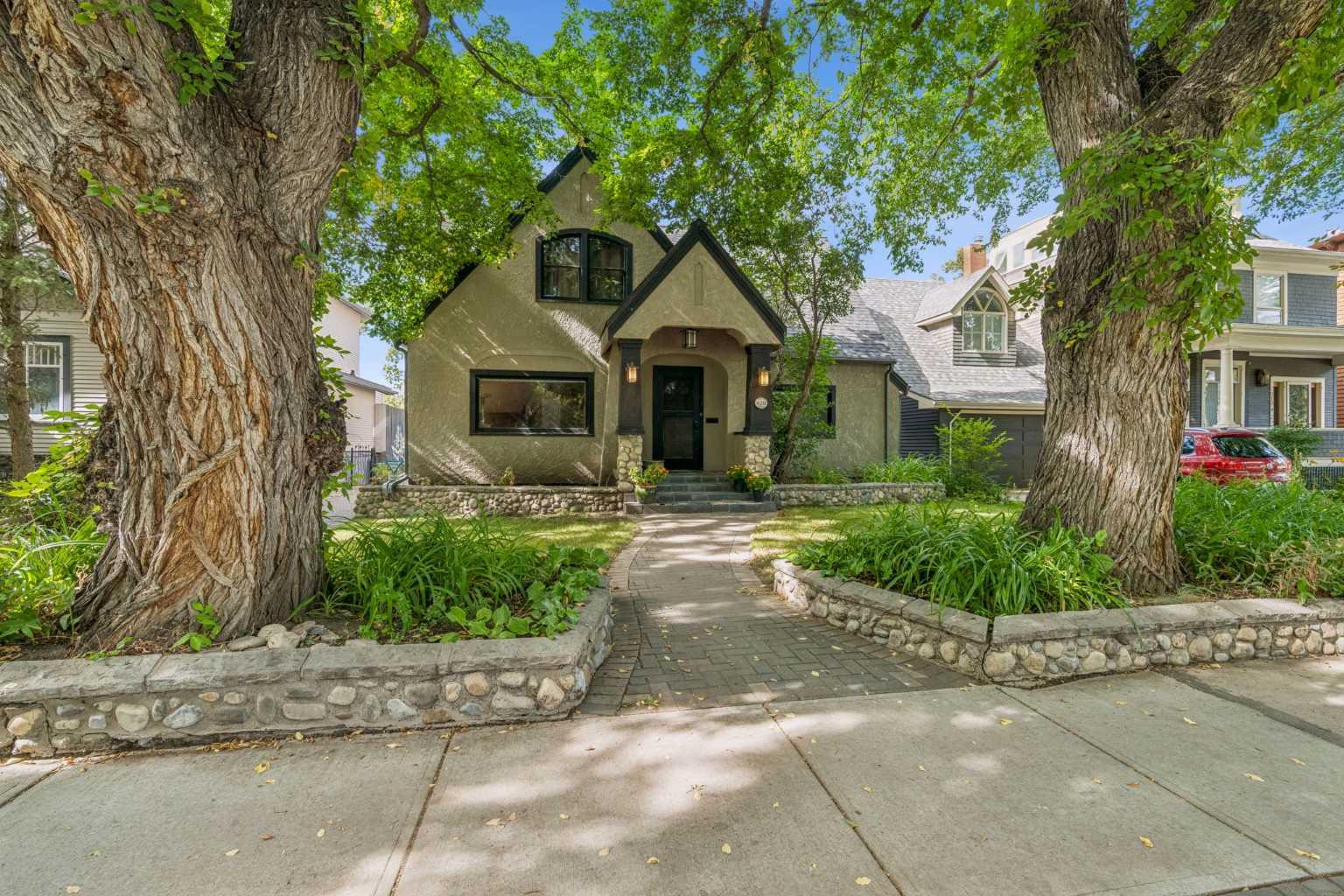620 Rideau Road SW