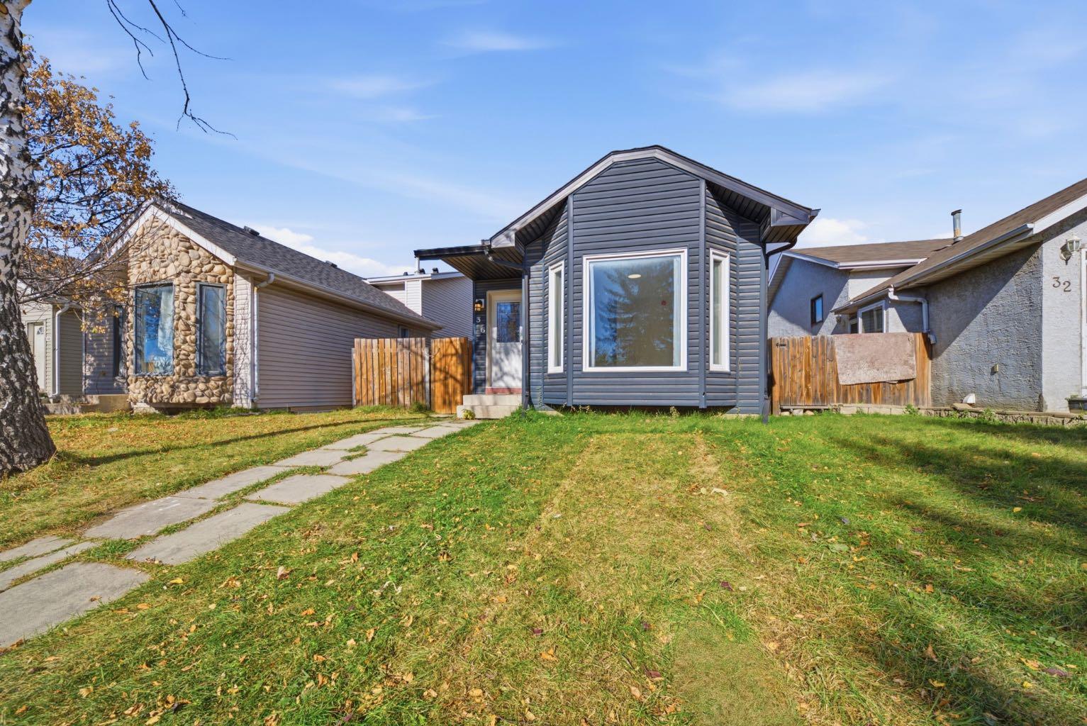 36 Taradale Close NE