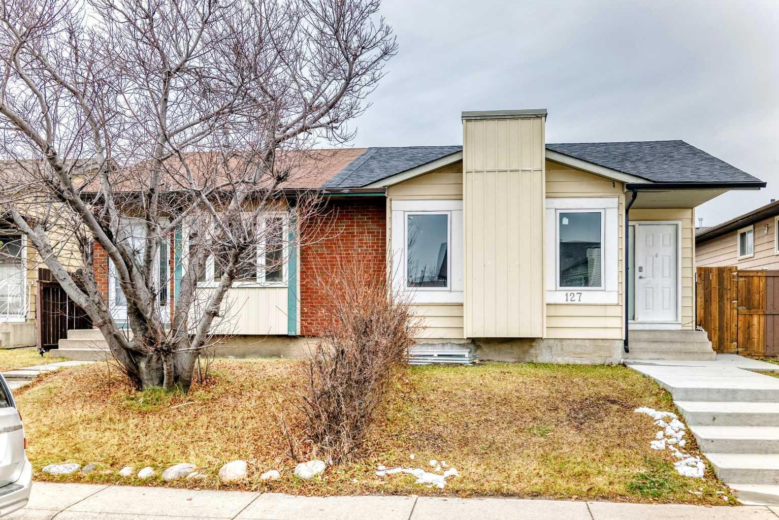 127 Whitworth Way NE